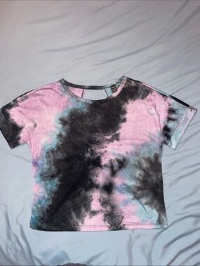 Tie-Dye Short Sleeve Top, Open Back